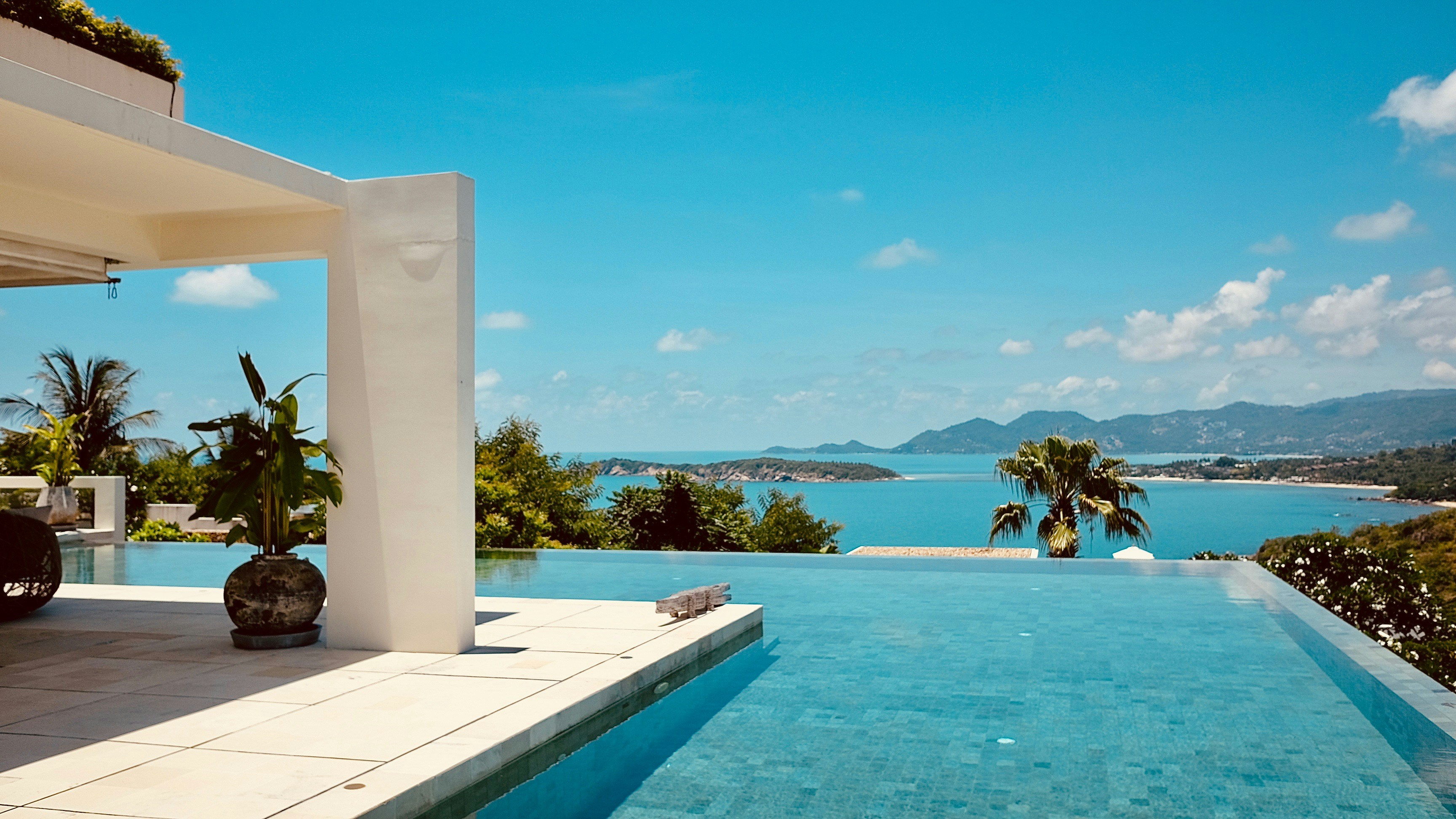 beachfront-villa